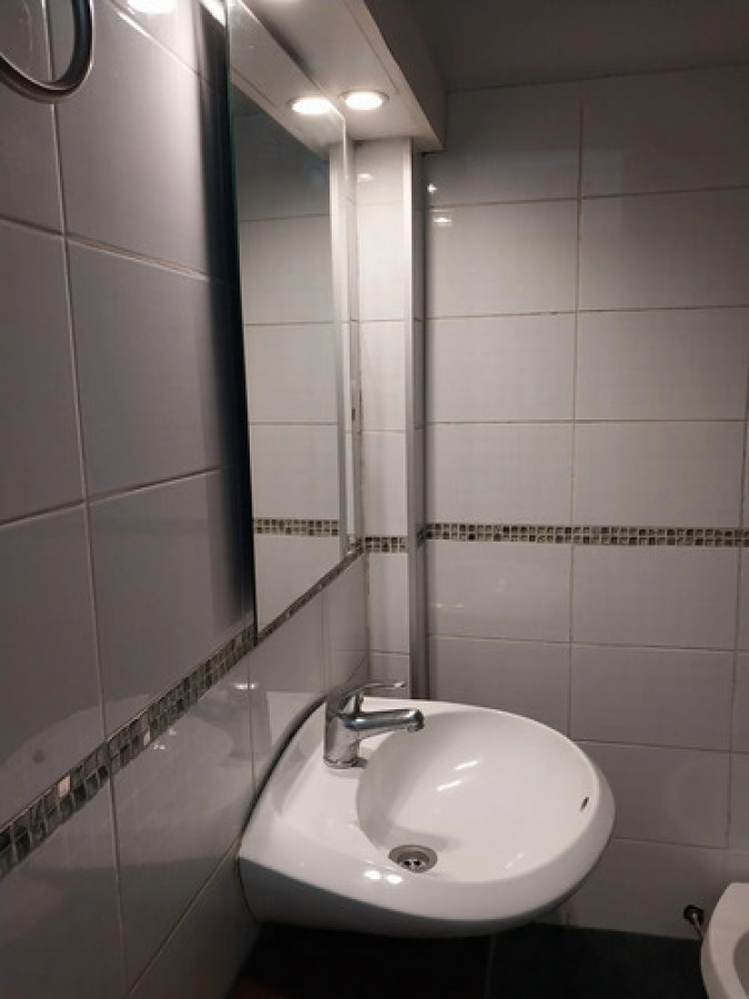 Alquiler Apartamento 2 Dormitorios 2 Baños Cochera En La Blanqueada · Foto 11