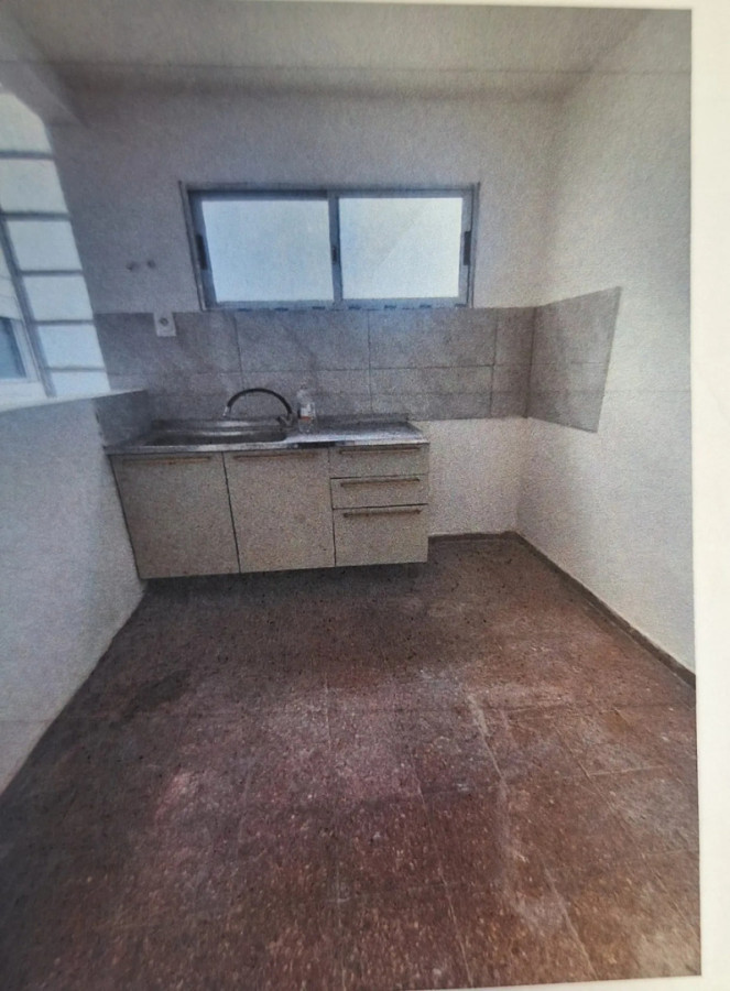Alquiler Apartamento Reciclado De 3 Dormitorios 3 Baños En Centro · Foto 10