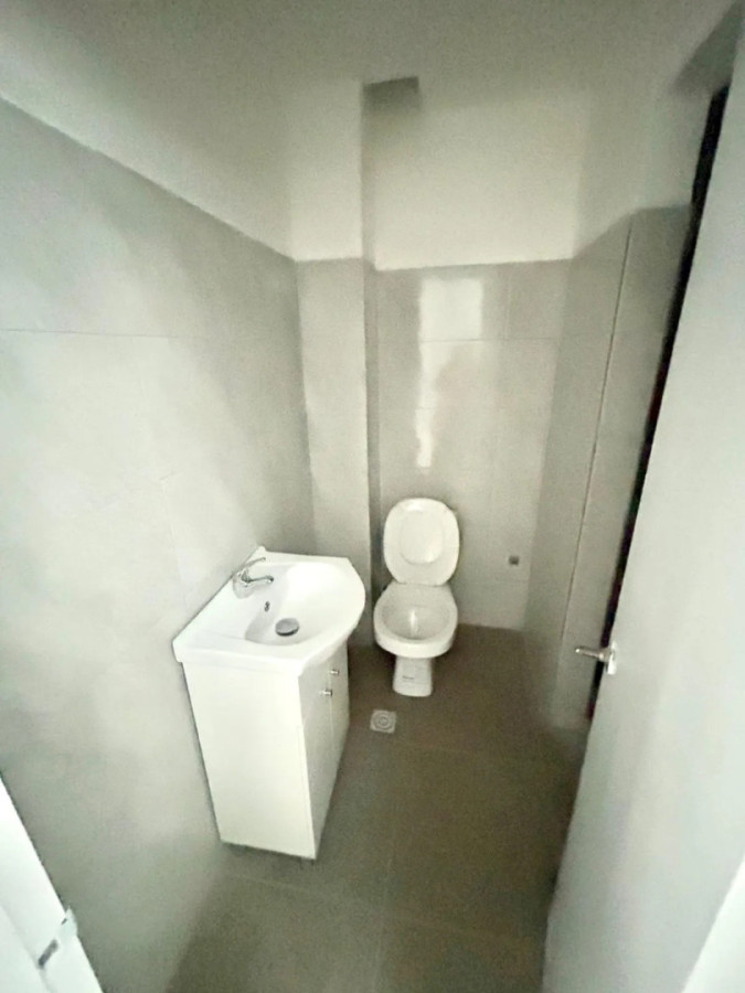 Alquiler Apartamento Reciclado De 3 Dormitorios 3 Baños En Centro · Foto 12