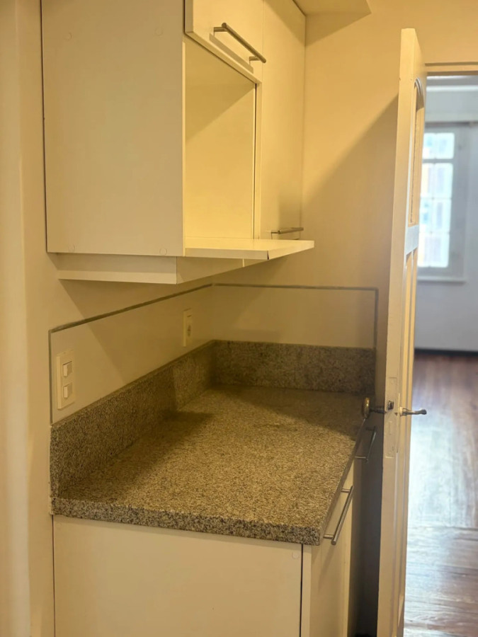 Alquiler Apartamento A Nuevo De 2 Dormitorios 2 Baños En Centro · Foto 10