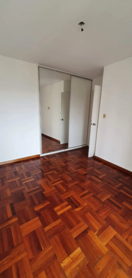 Alquiler Apartamento De 2 Dormitorios Excelente Ubicación En Parque Batlle · Foto 9
