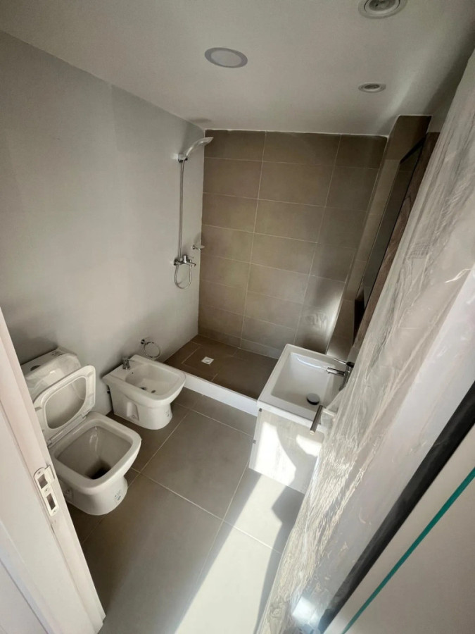 Alquiler Apartamento De 1 Dormitorio Con Balcón Garaje Opcional En Cordón · Foto 9