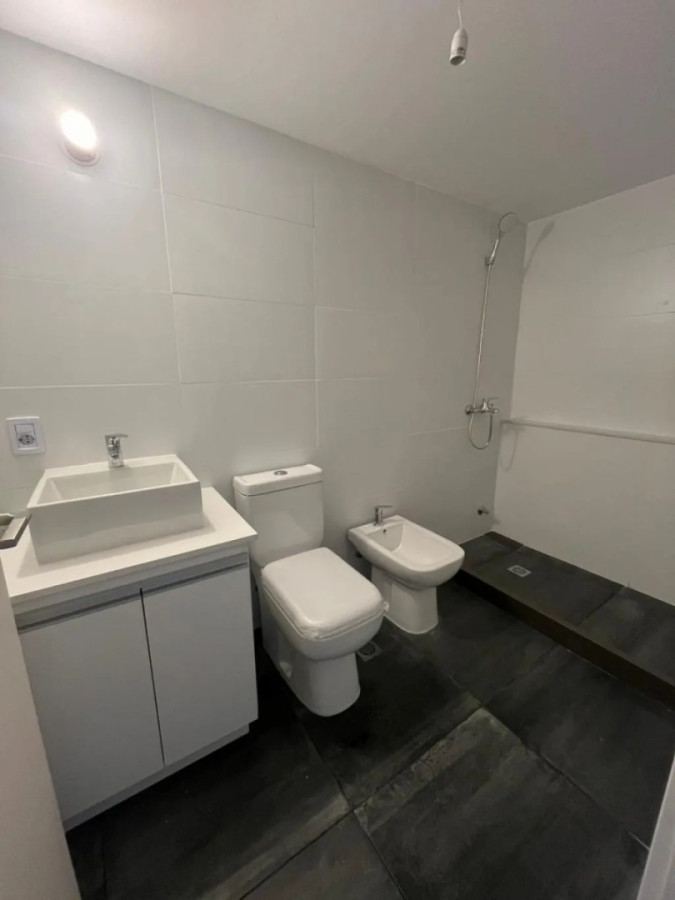 Alquiler Apartamento De 1 Dormitorio Con Terraza Y Parrillero Garaje En Cordón · Foto 11