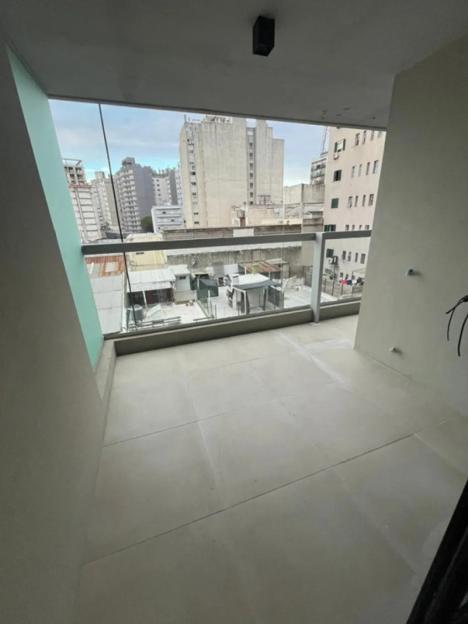 Alquiler Apartamento De 1 Dormitorio Con Terraza Y Parrillero Garaje En Cordón · Foto 12