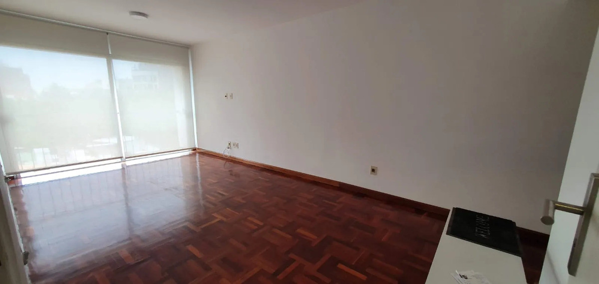 Alquiler Apartamento 2 Dormitorios En Parque Batlle · Foto 1