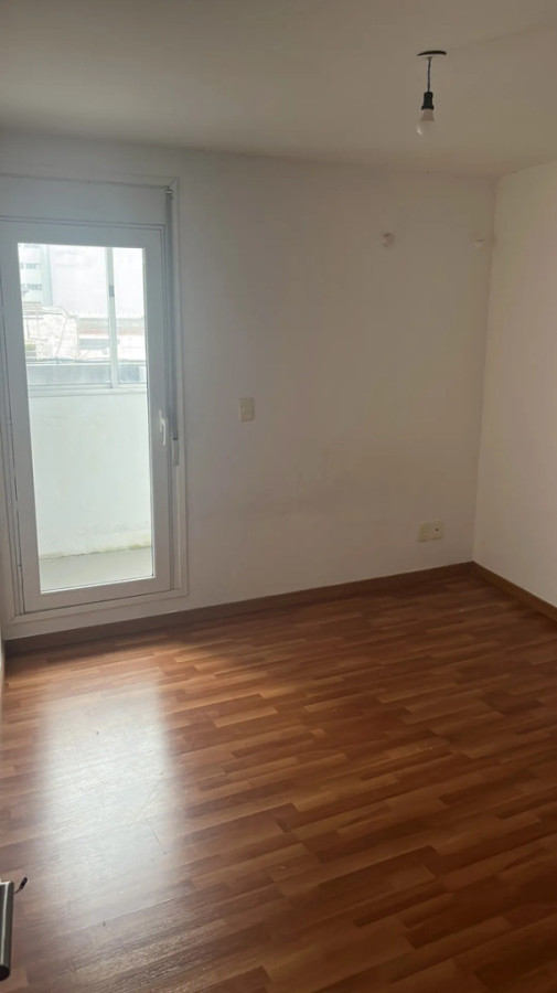 Alquiler Apartamento De 1 Dormitorio Impecable Garaje Opcional En Cordón · Foto 2