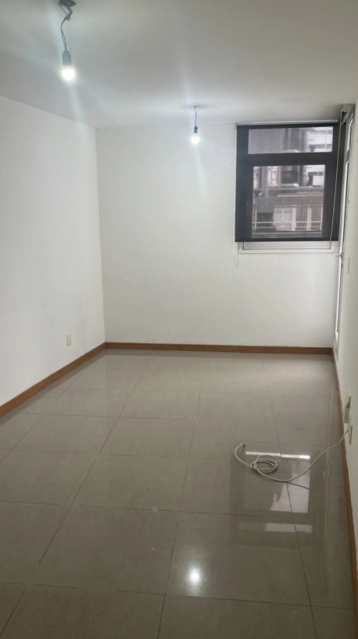 Alquiler Apartamento De 1 Dormitorio Impecable Garaje Opcional En Cordón · Foto 4