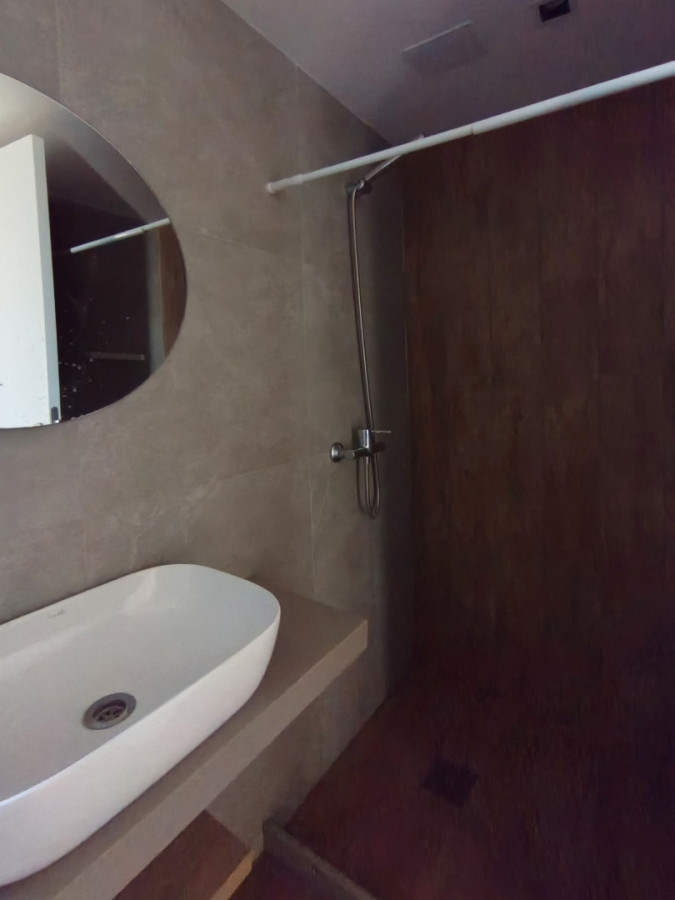 Alquiler Apartamento Nuevo De 1 Dormitorio Con Balcón Al Frente En Centro · Foto 12