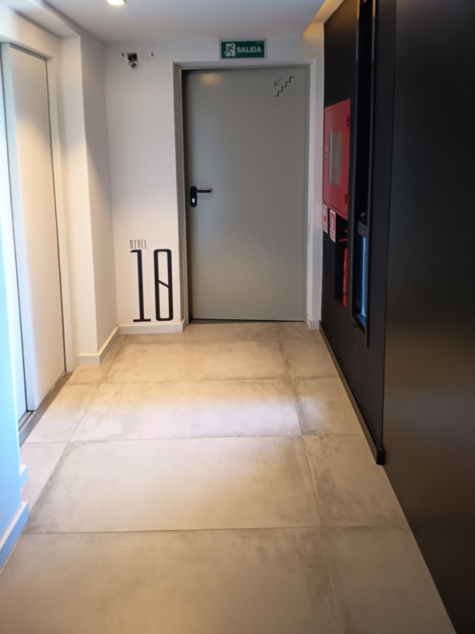 Alquiler Apartamento Nuevo De 1 Dormitorio Con Balcón Contrafrente En Centro · Foto 5