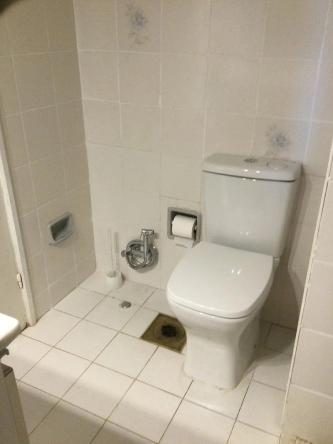 Alquiler Apartamento 1 Dormitorio Muy Luminoso Con Balcón Al Frente En Mercado Modelo · Foto 12