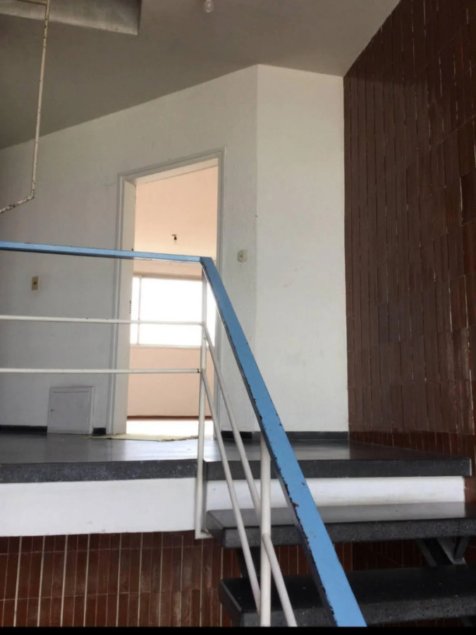Alquiler Apartamento 1 Dormitorio Muy Luminoso Con Balcón Al Frente En Mercado Modelo · Foto 9