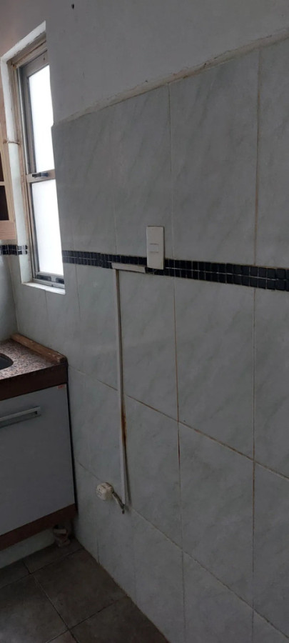 Alquiler Apartamento De 1 Dormitorio Muy Luminoso Excelente Estado En Goes · Foto 10