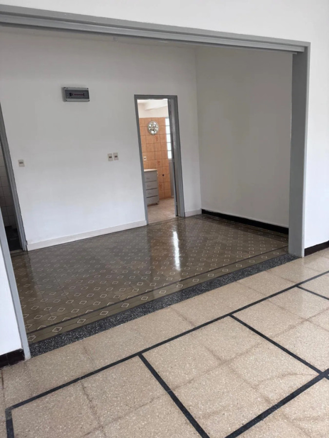 Alquiler Casa Planta Baja 2 Dormitorios Patio Sin Gastos Comunes En Buceo · Foto 11