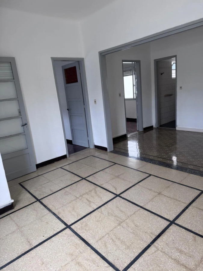 Alquiler Casa Planta Baja 2 Dormitorios Patio Sin Gastos Comunes En Buceo · Foto 9