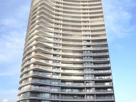 Apartamento 3 Dormitorios Alexander Bulevar