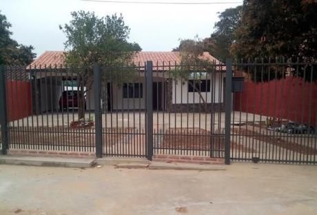 Alquilo Casa De 2 Dormitorios En San Lorenzo A Metros De La Avda Gral Garay