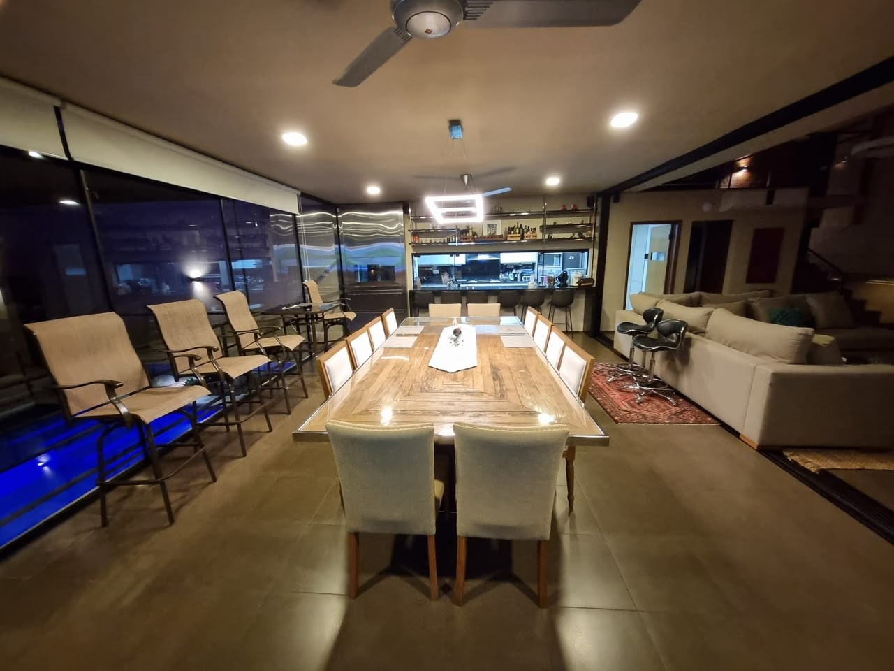 VENDO EXCLUSIVA RESIDENCIA EN YCUA SATI — foto 3