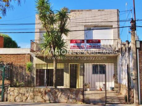 Sólida Construcción A Reciclar, 3 Dorm 2 Baños, Garaje, Patio C/ Parrillero.