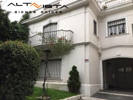 Casa Estilo Francés