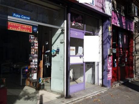 Amplio Local Comercial - Excelente Ubicación