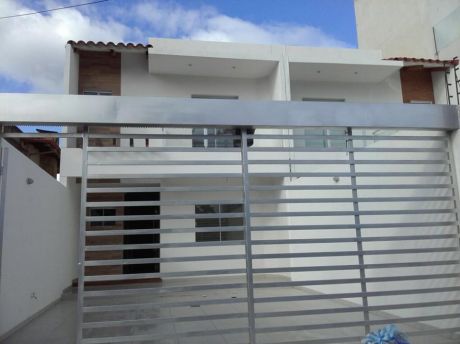 Casa En Alquiler Zona Norte