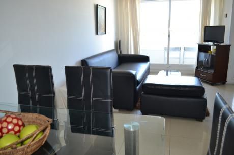 Amplio Departamento En Venta.