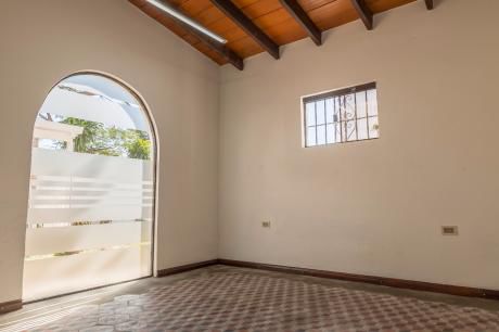 Alquiler Oficinas Privadas Desde 14m2 - Zona Molas Lopez Y Sacramento