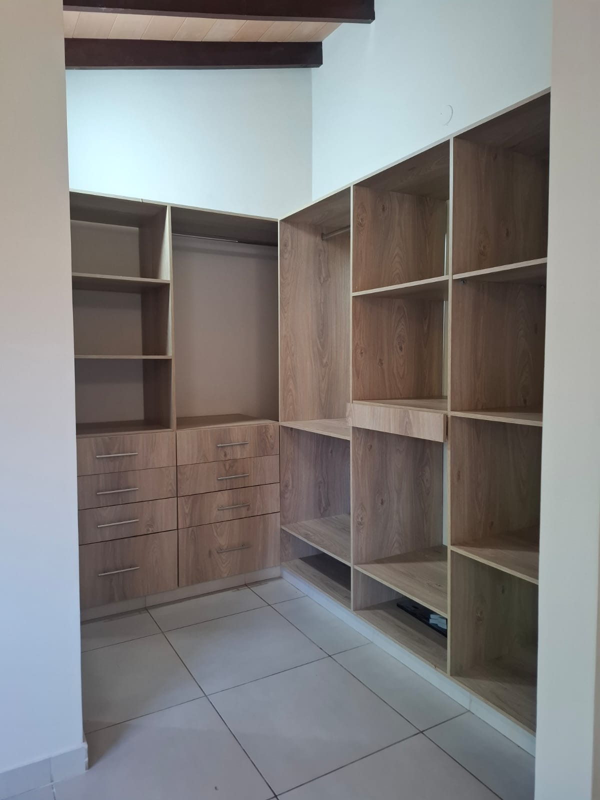 ALQUILO DUPLEX EN BARRIO CERRADO - SAN LORENZO — foto 2