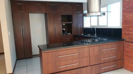 Hermosa Casa En Alquiler - Zona Parque Urbano