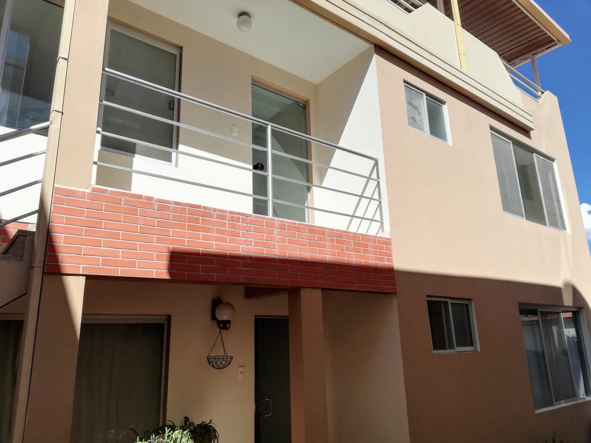 Departamento en alquiler bajo precio de mercado en Cala Cala
