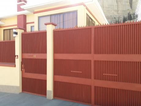 Achumani Calle 30 370m2