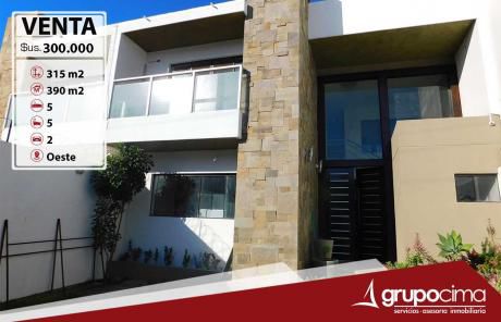 Amplia Casa En Venta En Las Palmas !!