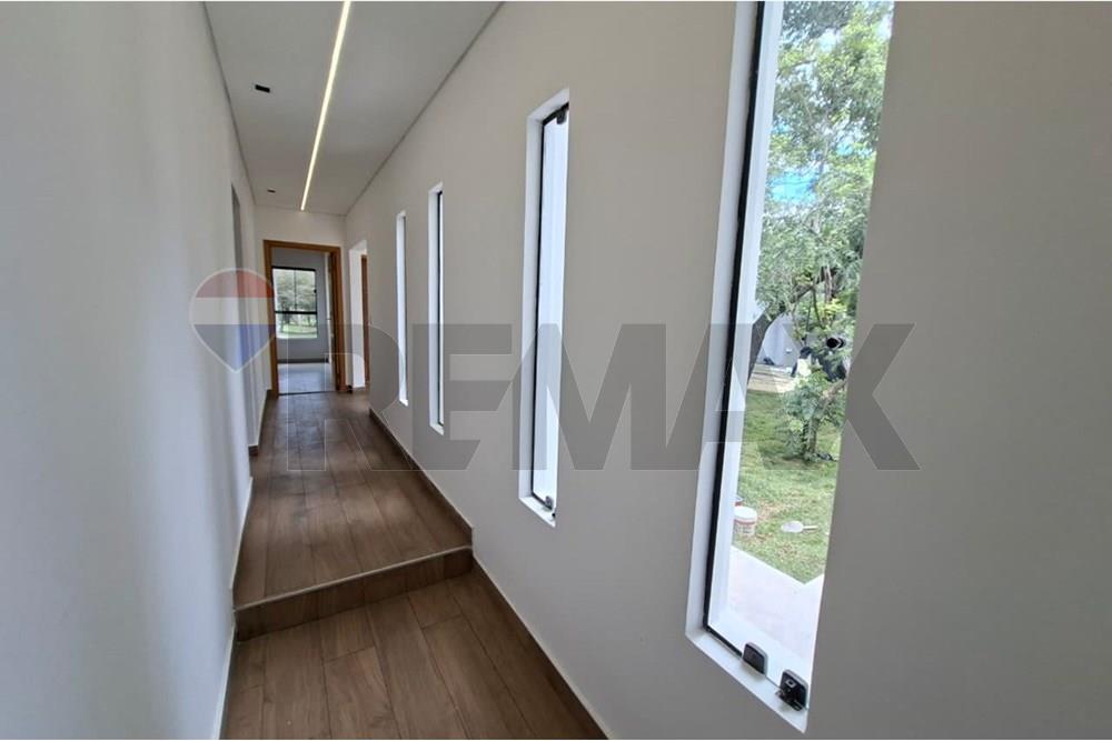 Casa - Venta - San Bernardino, Paraguay — foto 2