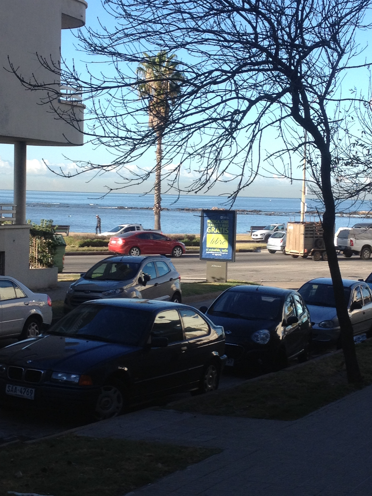 OPORTUNIDAD A PASOS DEL MAR, RAMBLA DE TROUVILLE Y SHOPPING!!! CON PATIO EXCLUSIVO Y TERRAZA AL FRENTE!!!!