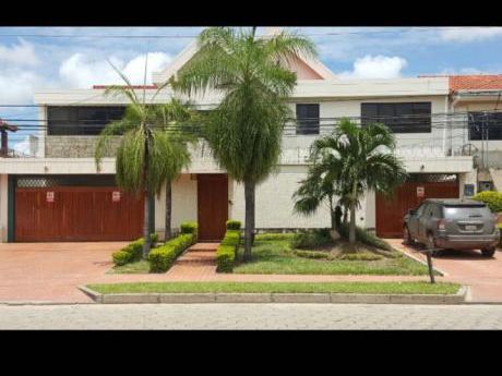 Inmobiliaria Ofrece: En Venta Casa Zona 3 Anillo Utepsa