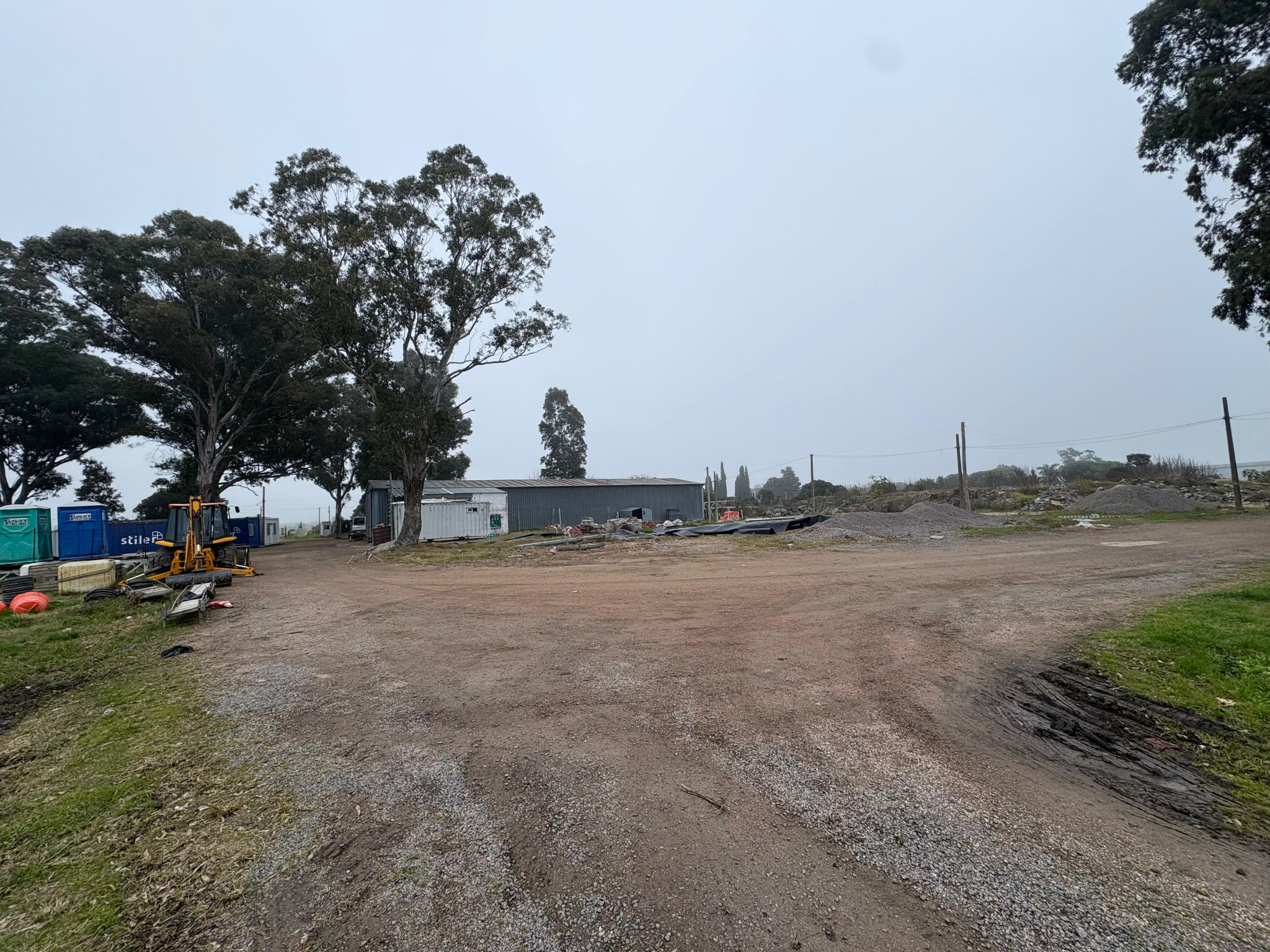 Alquiler Campo Con 2 Galpones De 400m2 Cada Uno Aprox En Paso De La Arena · Foto 11