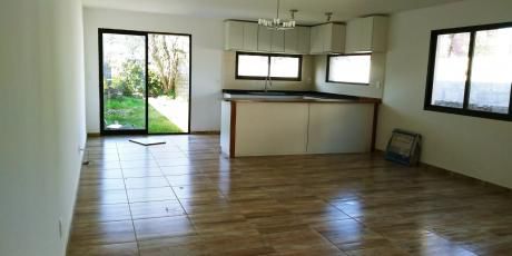 Divina Casa A Estrenar En Lomas De Solymar