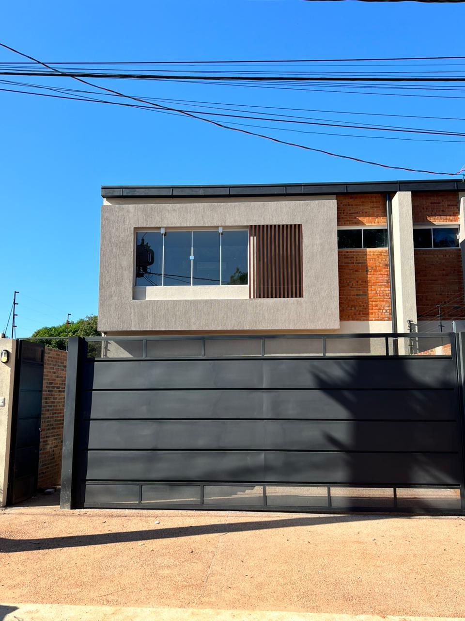 ALQUILO DÚPLEX PREMIUM EN JARDÍN DE ORO - LUQUE — foto 2