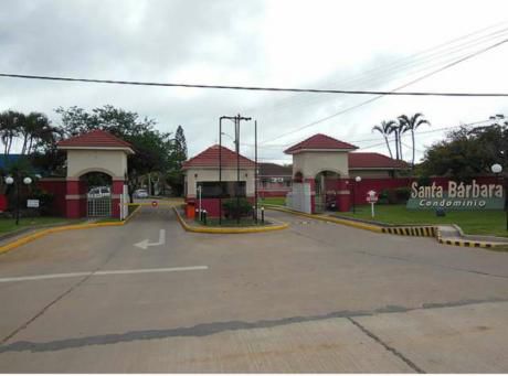 Hermosa Casa En Condominio Cerrado Santa Barbara