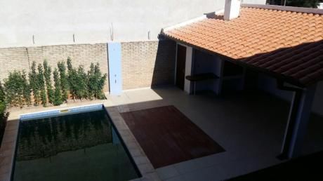 Vendo Casa 4 Dormitorios Zona Terminal