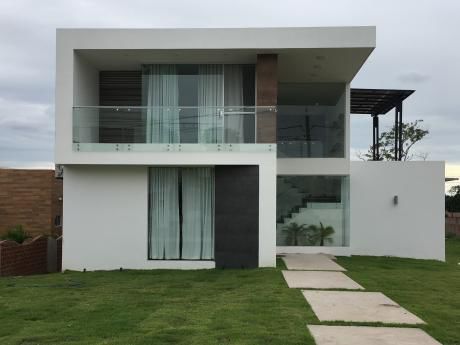 Regalo Casa En Urubo, Urb. Santa Cruz La Vieja