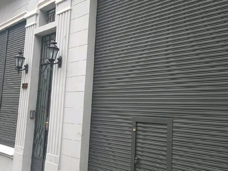 Hermosos Salones Comerciales En El Centro De Asunción!
