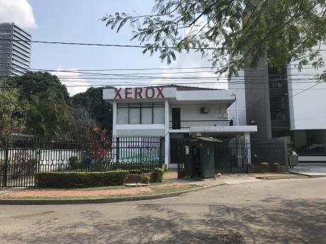 En Alquiler Para Empresas(equipetrol Calle 1 O Ciro Torrez)
