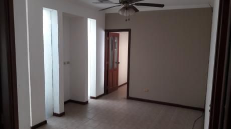 Casa E N Alquiler