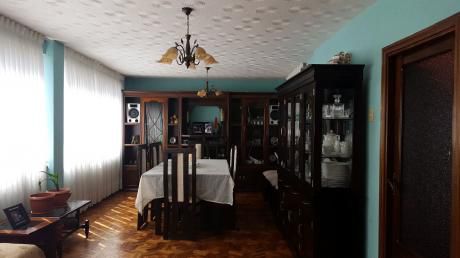 Hermoso Y Amplio Departamento En Venta - Villa Copacabana