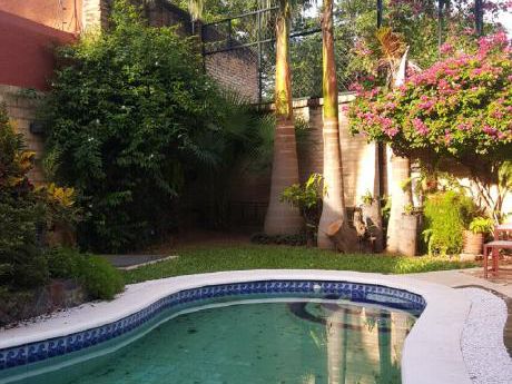 Alquilo Lujosa Residencia Amoblada En Mburucuya