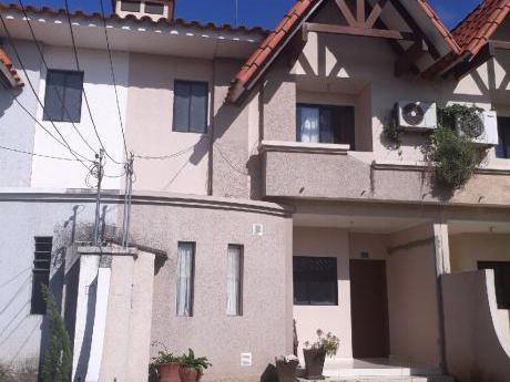 Alquilo Linda Casa En Cond. Cerrado