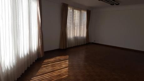 Amplio Departamento De 3d En Alquiler
