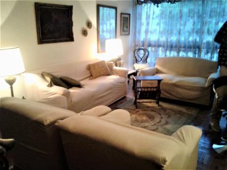 Venta De Apartamento En Cordón 4 Dormitorios Con Patio Y Parrillero