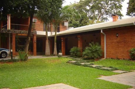 Casa Amplia Moderna En Luque 3 Dormitorios